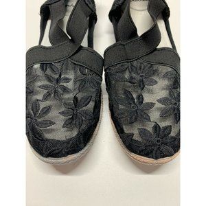 girls black flowered crochet dress shoes for Christmas parties holiday dress up